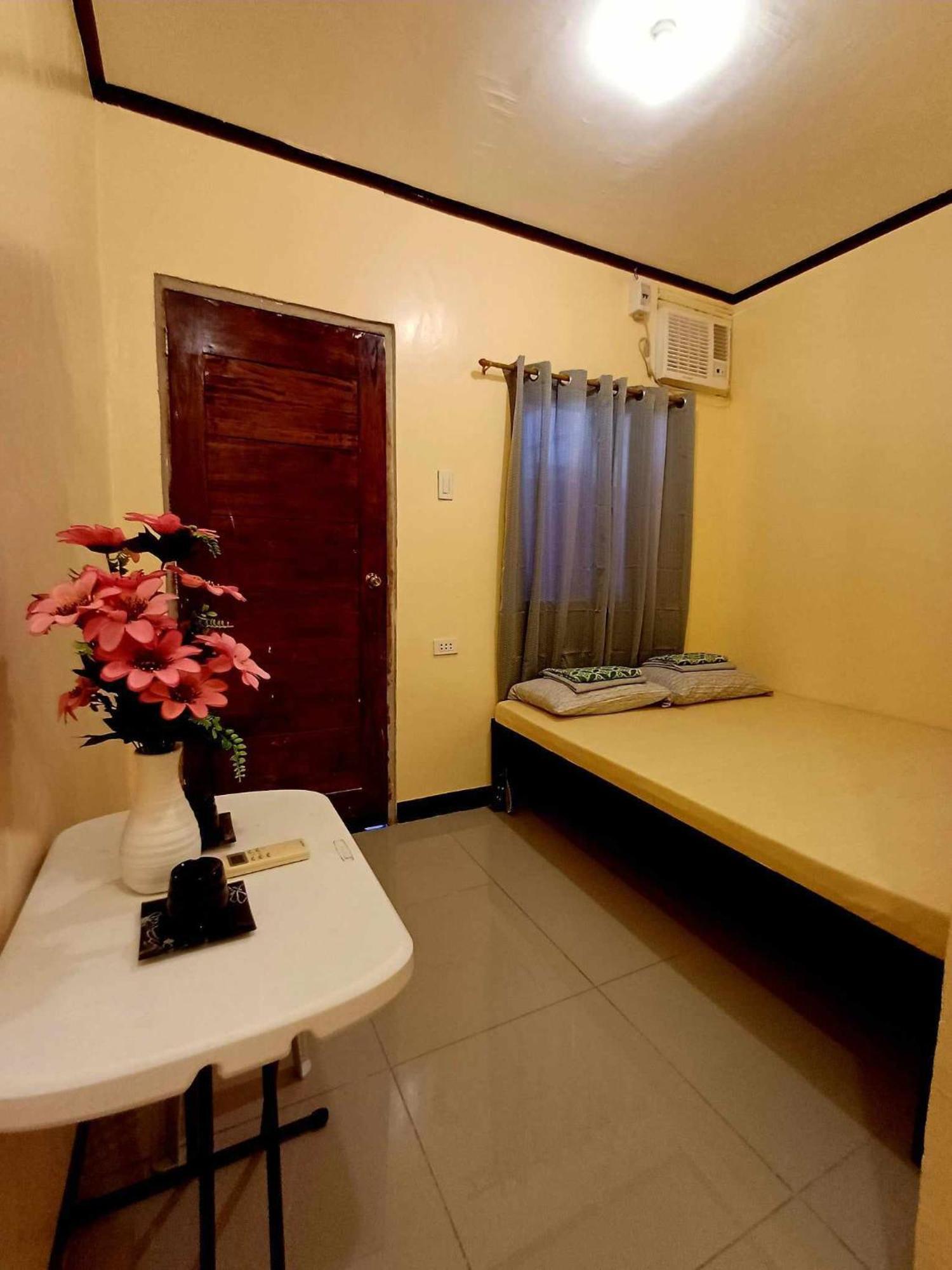 Cheri Backpackers Hostel موالبوال المظهر الخارجي الصورة